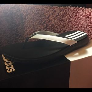 Women’s Adidas comfort flip flops size 10M